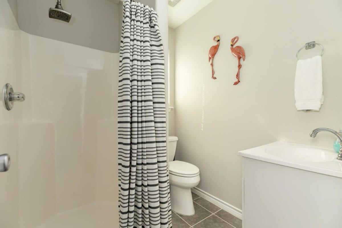 Casa De Las Olas - Huge Fenced Yard, Massive Outdoor Shower, Great Breezes From Deck! Surfside Beach Exteriér fotografie