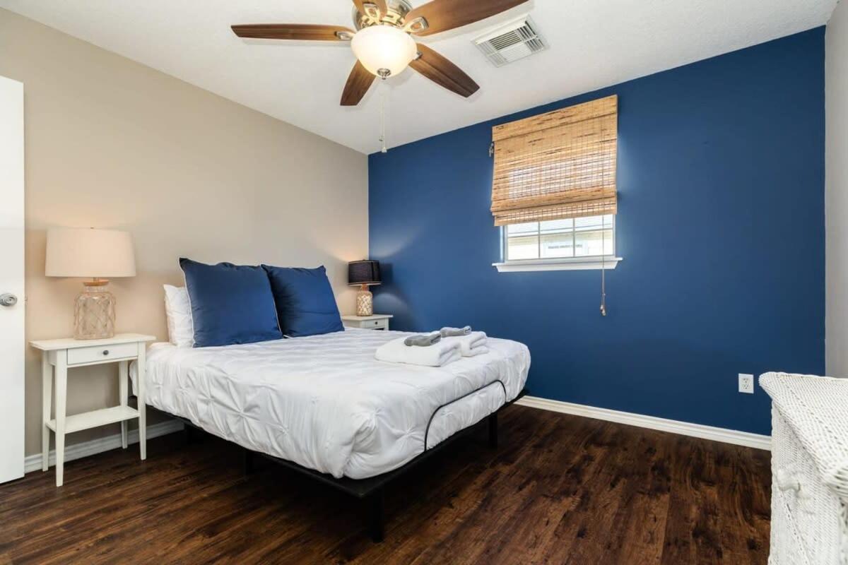 Casa De Las Olas - Huge Fenced Yard, Massive Outdoor Shower, Great Breezes From Deck! Surfside Beach Exteriér fotografie